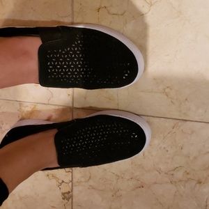 Vionic slip on suede